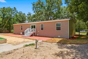 36625 Cord St, Zephyrhills, FL 33541 - Photo 10