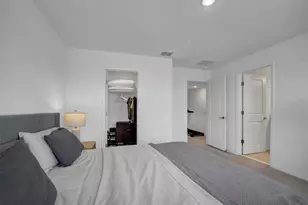2256 Portrait St, Kissimmee, FL 34758 - Photo 20