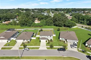 1042 Michelangelo Ln, Winter Haven, FL 33884 - Photo 2