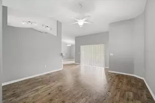 2405 Highlands Vue Pkwy, Lakeland, FL 33812 - Photo 14