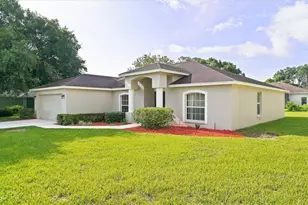 2405 Highlands Vue Pkwy, Lakeland, FL 33812 - Photo 1