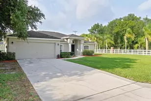 2405 Highlands Vue Pkwy, Lakeland, FL 33812 - Photo 6