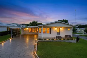 1777 Quail Hill Dr, Lakeland, FL 33810 - Photo 1