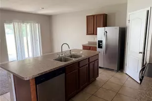 615 Tralee Ln, Auburndale, FL 33823 - Photo 4