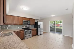 813 Ellerbe Way, Lakeland, FL 33801 - Photo 4