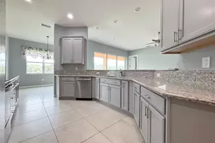 1124 Sawgrass Dr, Winter Haven, FL 33884 - Photo 8