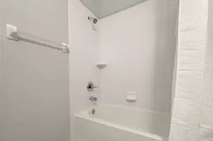 1124 Sawgrass Dr, Winter Haven, FL 33884 - Photo 24