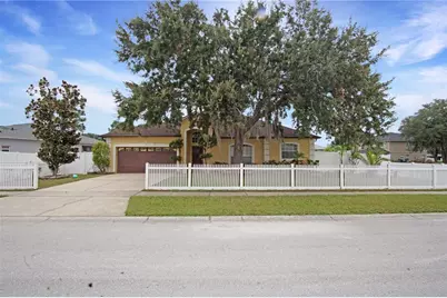 413 Marlberry Leaf Avenue, Kissimmee, FL 34758 - Photo 1
