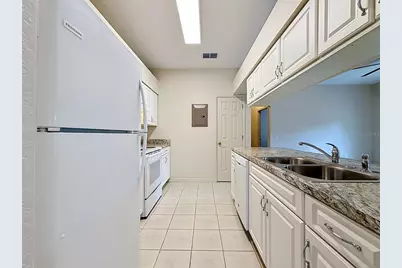 704 Eagle Pond Drive #704, Winter Haven, FL 33884 - Photo 8