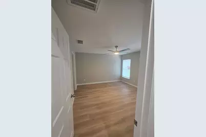 851 Avenue R NE, Winter Haven, FL 33881 - Photo 4