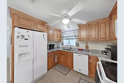 5083 Lodgewood Dr, Lakeland, FL 33810 - Photo 20