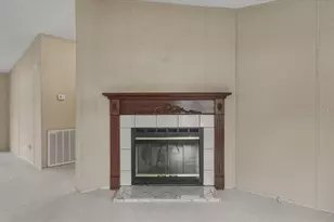 3876 Pioneer Trails Dr, Lakeland, FL 33810 - Photo 10