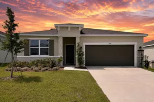689 Crown Rose Dr, Eagle Lake, FL 33839 - Photo 1
