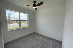 689 Crown Rose Dr, Eagle Lake, FL 33839 - Photo 8