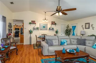 411 Country Pine Rd, Haines City, FL 33844 - Photo 6