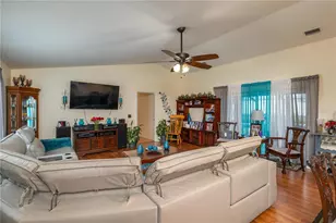 411 Country Pine Rd, Haines City, FL 33844 - Photo 4