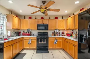 411 Country Pine Rd, Haines City, FL 33844 - Photo 8