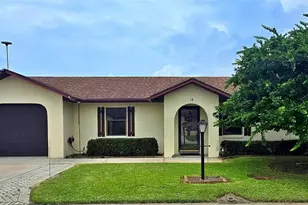 41 N 20th St, Haines City, FL 33844 - Photo 2