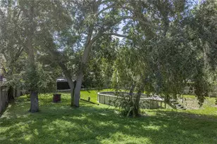 106 St Kitts Cir, Winter Haven, FL 33884 - Photo 60