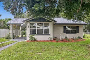 128 Center St, Winter Haven, FL 33880 - Photo 1