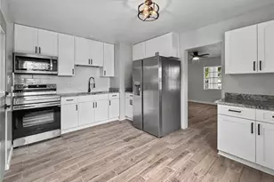 128 Center St, Winter Haven, FL 33880 - Photo 10