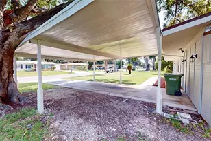 2218 Ave B SW, Winter Haven, FL 33880 - Photo 4