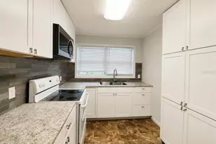 108 9th Eloise St, Winter Haven, FL 33880 - Photo 2