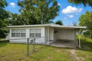 108 9th Eloise St, Winter Haven, FL 33880 - Photo 1
