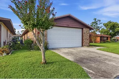 478 Lake Carolyn Circle, Lakeland, FL 33813 - Photo 2