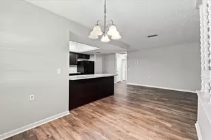 478 Lake Carolyn Cir, Lakeland, FL 33813 - Photo 20