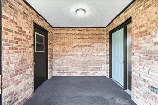 478 Lake Carolyn Cir, Lakeland, FL 33813 - Photo 6