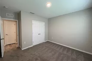 4381 Pumice Dr, Lakeland, FL 33811 - Photo 12