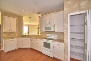 1307 Innsbruck Ct, Winter Haven, FL 33884 - Photo 12