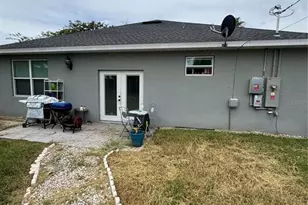 515 5th St S, Dundee, FL 33838 - Photo 12