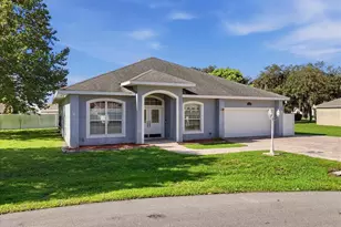 1505 Lake Thomas Loop, Winter Haven, FL 33880 - Photo 2