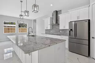 2302 Allen Dr, Plant City, FL 33563 - Photo 12