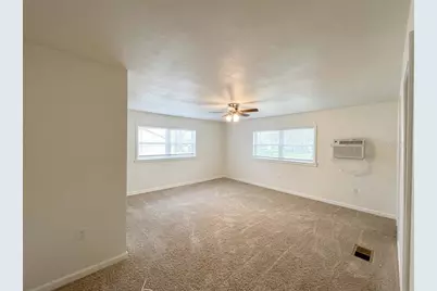 320 W Bullard Avenue, Lake Wales, FL 33853 - Photo 10