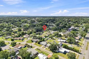 3203 Carleton Cir E, Lakeland, FL 33803 - Photo 8