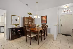 233 Kings Pond Ave, Winter Haven, FL 33880 - Photo 4