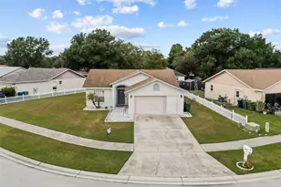 233 Kings Pond Ave, Winter Haven, FL 33880 - Photo 2