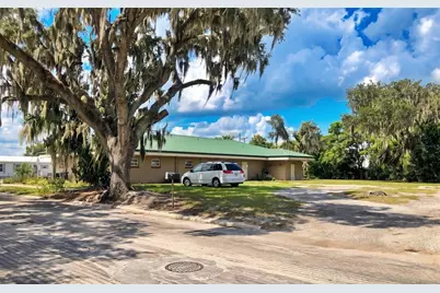 302 W Main Street, Bowling Green, FL 33834 - Photo 48