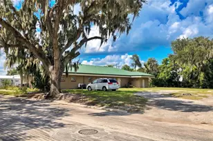 302 W Main St, Bowling Green, FL 33834 - Photo 48