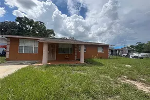 465 Austin St, Lake Wales, FL 33853 - Photo 2