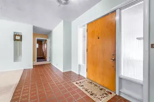 300 Crest Dr, Haines City, FL 33844 - Photo 10