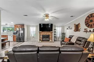 332 Cesara Dr, Mulberry, FL 33860 - Photo 16