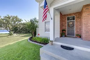 1016 S Lake Mariam Dr, Winter Haven, FL 33884 - Photo 14