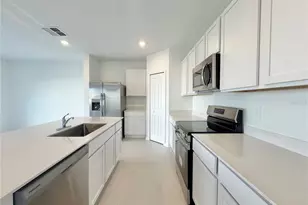 1938 Sarah St, Winter Haven, FL 33884 - Photo 6