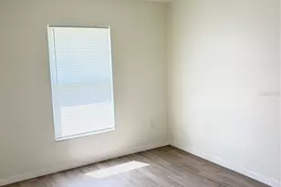1117 Blossom Cir N, Lakeland, FL 33805 - Photo 8