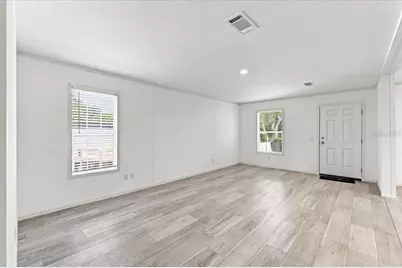 39148 Orient Avenue, Zephyrhills, FL 33542 - Photo 16