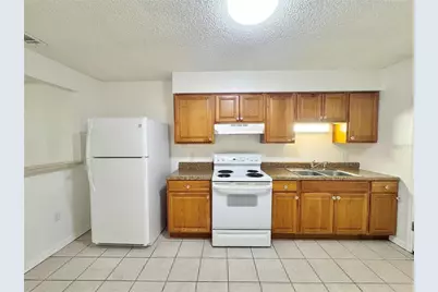 2559 Elm Avenue, Lake Wales, FL 33898 - Photo 6